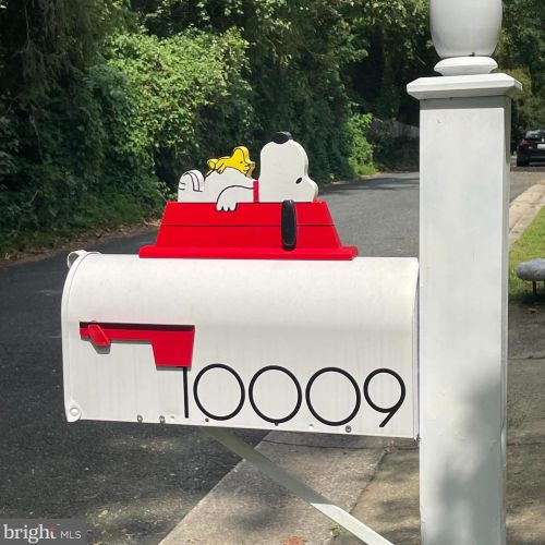 10009 Leafy Ave, Silver Spring MD 20910-1021 exterior