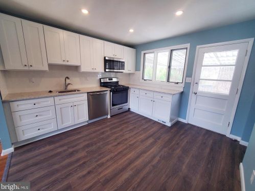 258 Stanford Ave, Wenonah, NJ 08090-1203