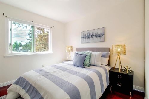 951 San Simeon Dr, Concord CA  94518-2158 exterior