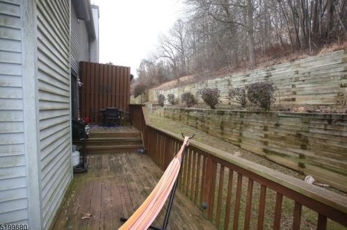113 Overlook Dr, Hackettstown NJ  07840-4614 exterior