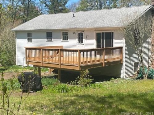 35 Steven St, Killingly, CT 06239-3330