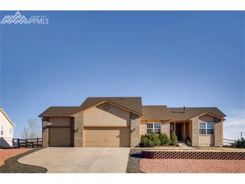 8023 Fort Smith Rd, Amo, CO 80831-7937