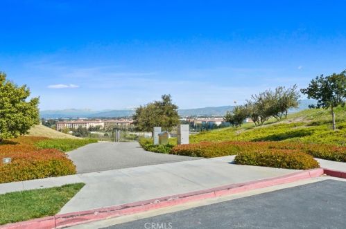 92 Borghese, Irvine CA  92618-0113 exterior