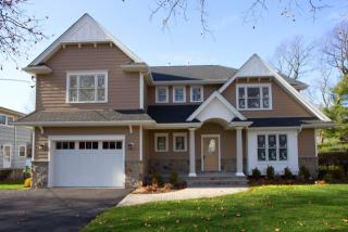 437 Polly Ann Ter, Paramus, NJ 07652-4117