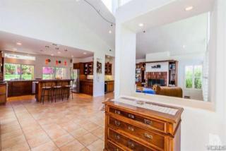 530 Marissa Ln, Camarillo, CA 93010-1178