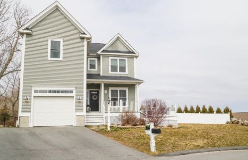 5 Tidewinds Ln, Westerly, RI 02891-2066