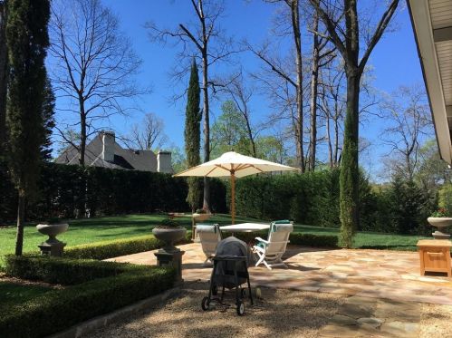 1087 Lee Cir, Atlanta GA  30324-2906 exterior