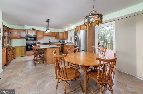 259 Mount Laurel Rd, Mount Laurel NJ  08054-9557 exterior