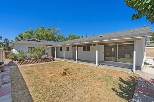 8188 Sherwood Pl, Riverside CA  92504-3440 exterior