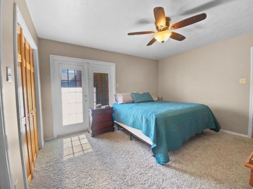 49 Colony Sq, Angleton TX 77515-3644 exterior