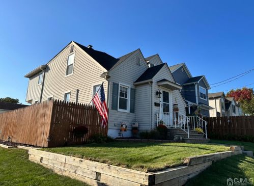49 Wilson Ave, Iselin, NJ 08830-1449
