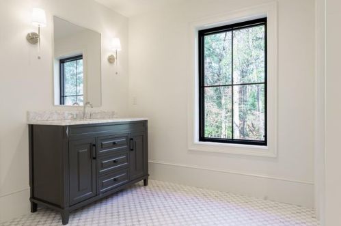 5666 Long Island Dr, Atlanta GA  30327-4842 exterior