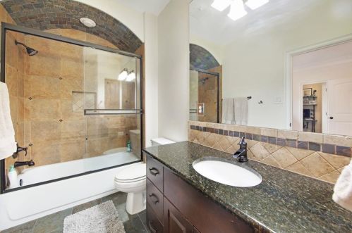 316 Dawn River Cv, Austin TX  78732-1986 exterior