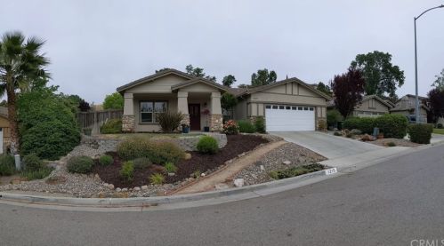1215 Shadow Meadow Way, Lake Nacimiento, CA 93446-4041