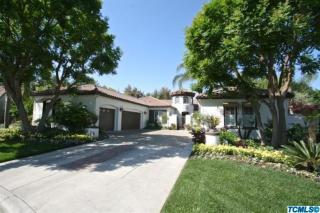 2305 Teddy St, Visalia, CA 93291-9074