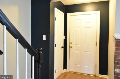 2210 Hamway Dr, Fredericksburg, VA 22407-1377