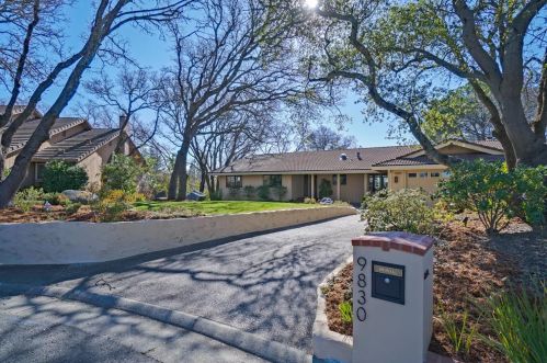 9830 Oakplace, Folsom, CA 95630-1918