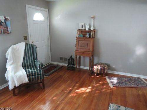 395 4th Ave, Paterson, NJ 07506-1541