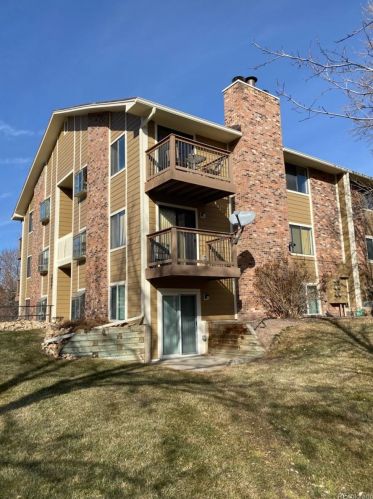 3021 Ursula Cir, Denver CO  80014-6242 exterior