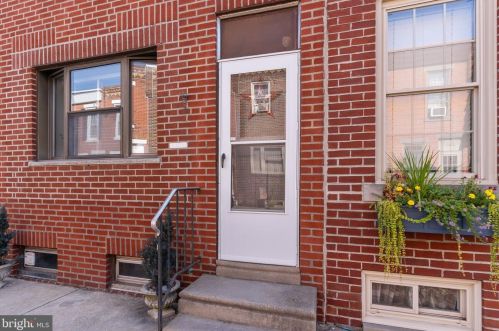 2119 Hancock St, Philadelphia, PA 19148-3331