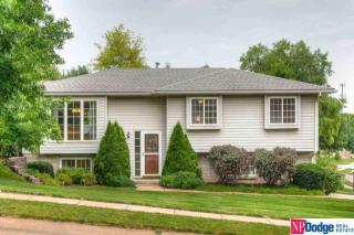 3704 Looking Glass Dr, Bellevue, NE 68123-2206