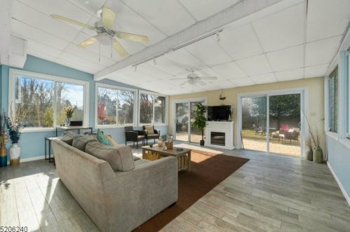 105 Carter Ter, Hackettstown NJ  07840-1002 exterior