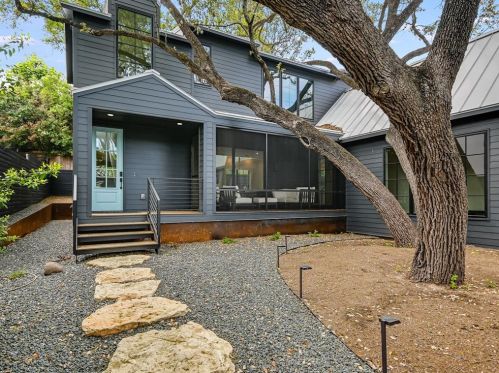 1402 Drake Ave, Austin TX  78704-2439 exterior