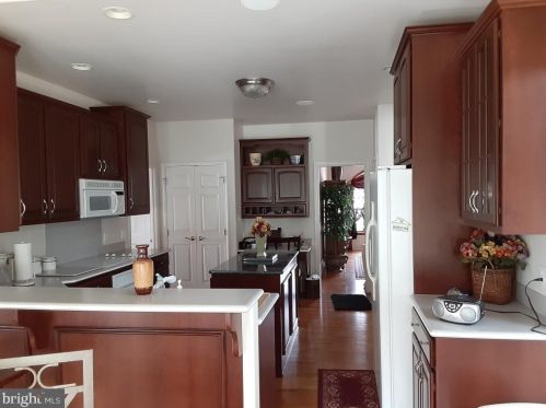 1135 Sarazen Way, York, PA 17404-8515