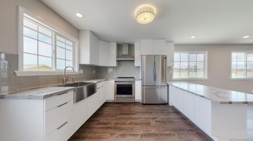 3237 Brokaw St, Honolulu HI  96815-4117 exterior