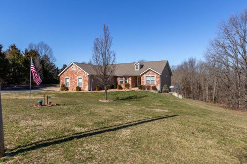 3481 Kentch Rd, Festus, MO 63028-4849