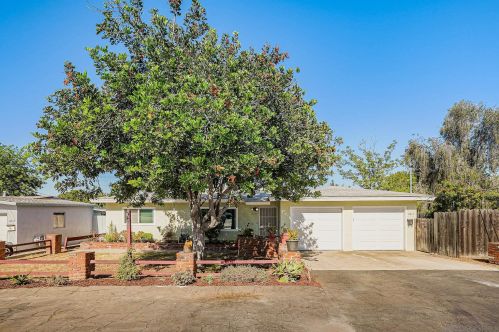 2609 Nina Rd, Lemon Grove, CA 91945-2134