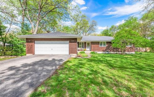 14727 Emery Ln, Bull Valley, IL 60098-9174