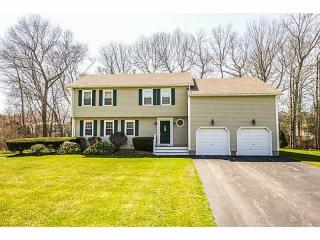 58 Vincent Way, Cranston, RI 02921-2576