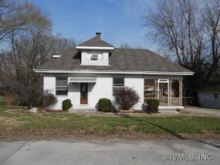 29 Superior Dr, Belleville, IL 62223-1628