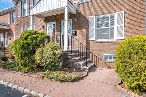 141 Howell Ave, Perth Amboy NJ  08863-1445 exterior