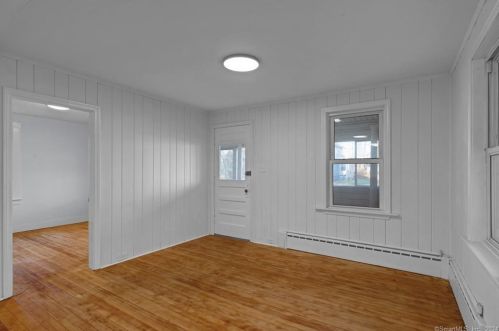 11 Frederick St, Killingly CT  06239-2709 exterior