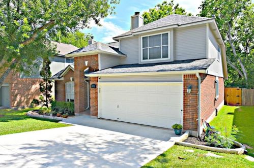 1011 Briargate Dr, Austin TX  78753-2046 exterior