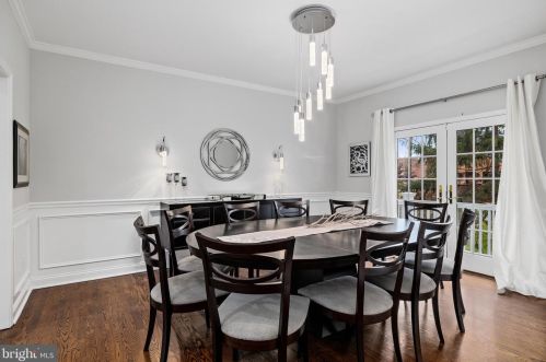 3 Kings Ln, Tavistock NJ 08033-1230 exterior