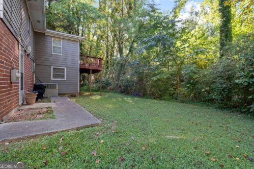 5348 Denny Dr, Atlanta GA  30349-5209 exterior