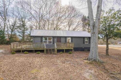 30 Beverly St, Lavonia, GA 30553-1461