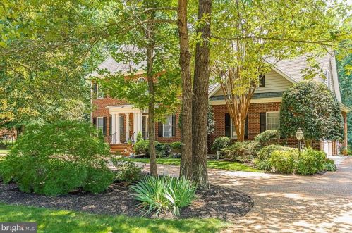 10009 Wintercrest Dr, Ashland, VA 23005-7455