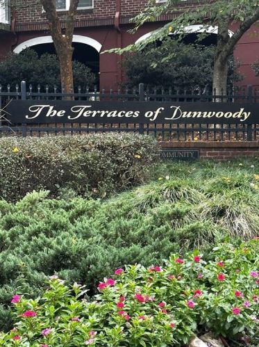 4333 Dunwoody Park, Atlanta GA  30338-5795 exterior