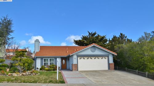 19100 Clement Dr, Hayward, CA 94552-5097