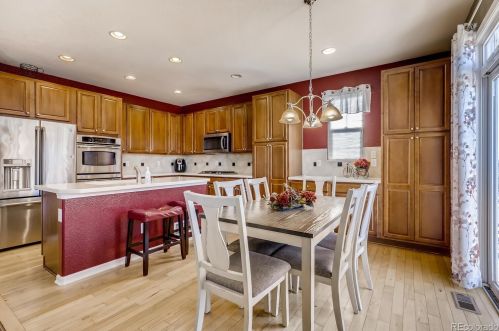 24661 Ontario Dr, Aurora CO 80016-4125 exterior