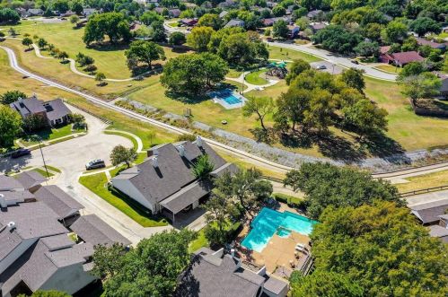 723 Creekwood Ct, Lewisville, TX 75067-5346