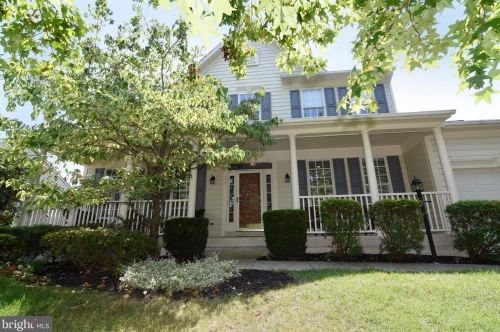 115 Meade Dr, Leesburg, VA 20175-5828