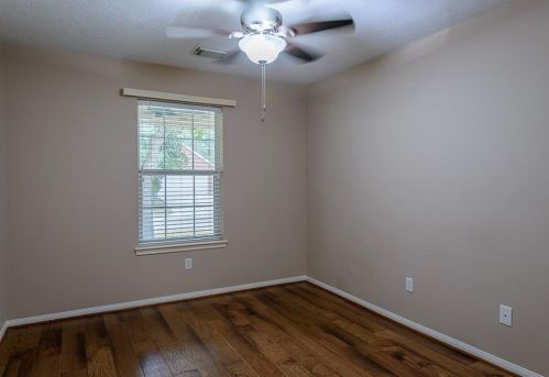 19 Wild Orchid Ct, Conroe TX  77385-3558 exterior