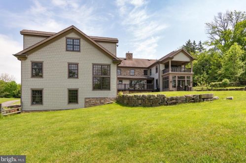 80 Mapleton Rd, Princeton NJ  08540-9668 exterior