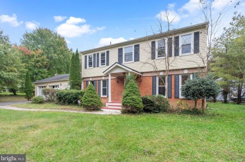 12303 Coleraine Ct, Herndon, VA 20191-1600