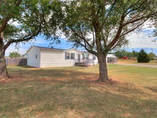 1742 County Road 1260, Tuttle, OK 73089-3704